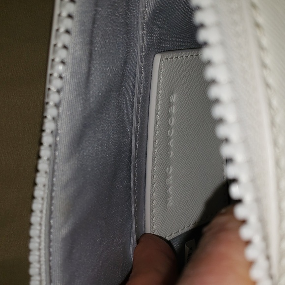 Marc Jacobs "The Snapshot" Color White Moon - Picture 8 of 16